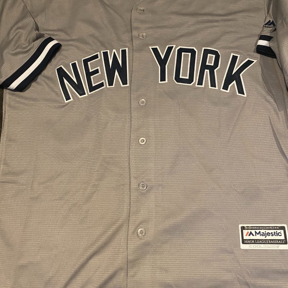 Majestic NEW YORK YANKEES DEREK JETER’s Men’s JERSEY Sz M,L,XL,2X,3X New w tags - Picture 4 of 5